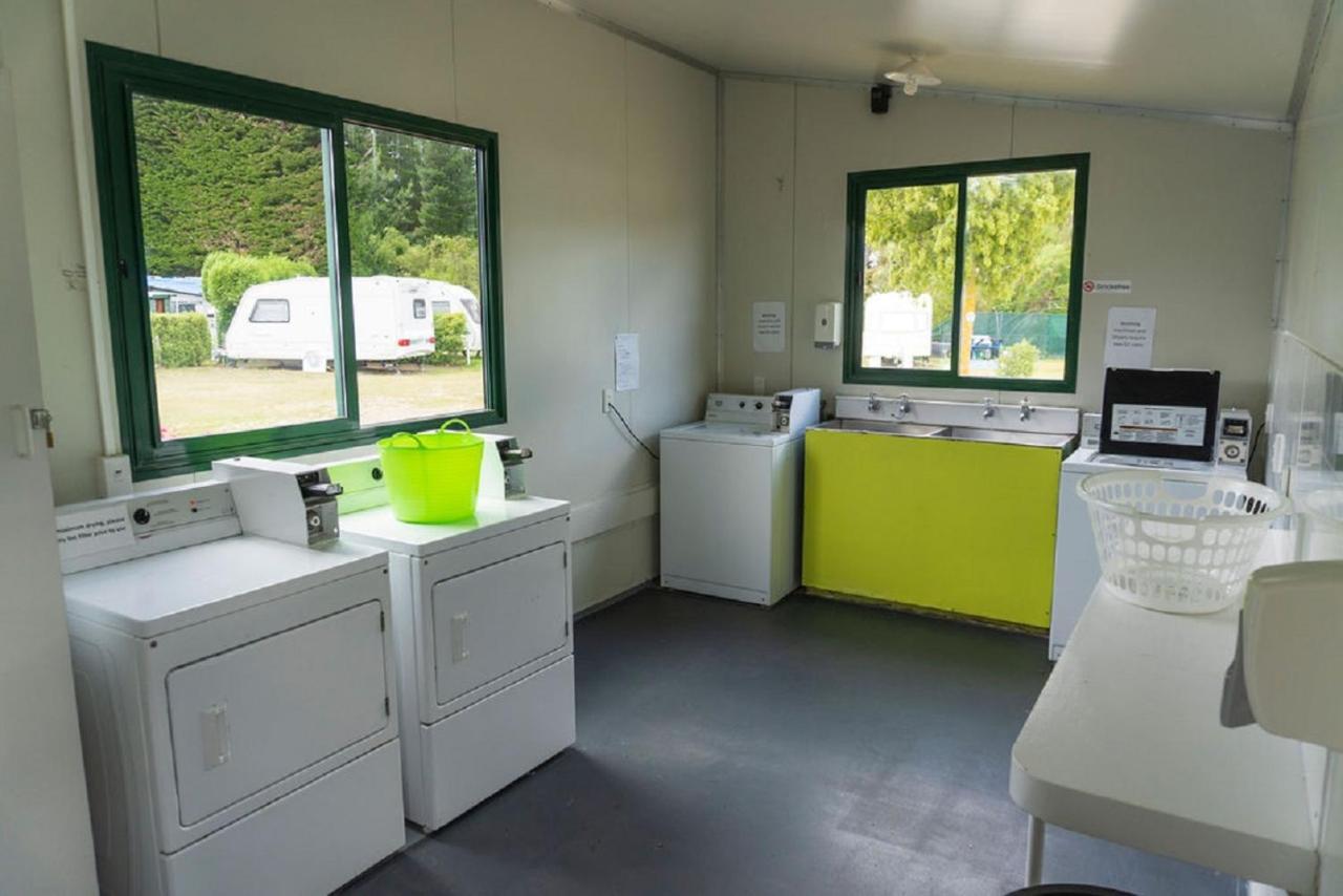 Leithfield Beach Holiday Park Экстерьер фото