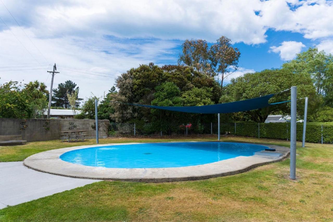 Leithfield Beach Holiday Park Экстерьер фото